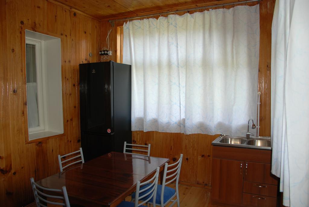 Keti Pilpani Guesthouse Местія Екстер'єр фото